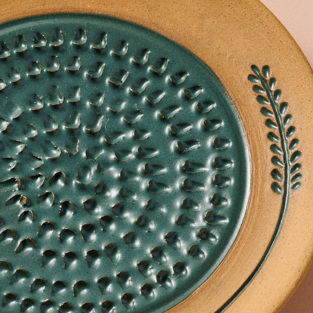 Wheat Pattern Ceramic Grater Plate | Multi-Use Garlic & Ginger Grating Dish